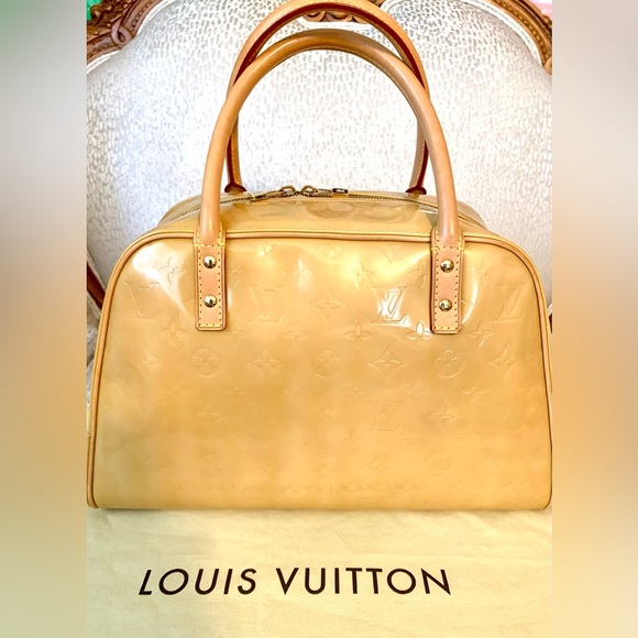 LOUIS VUITTON TOMPKINS SQUARE VERNIS Bag- Excellent Condition - Picture 3 of 13